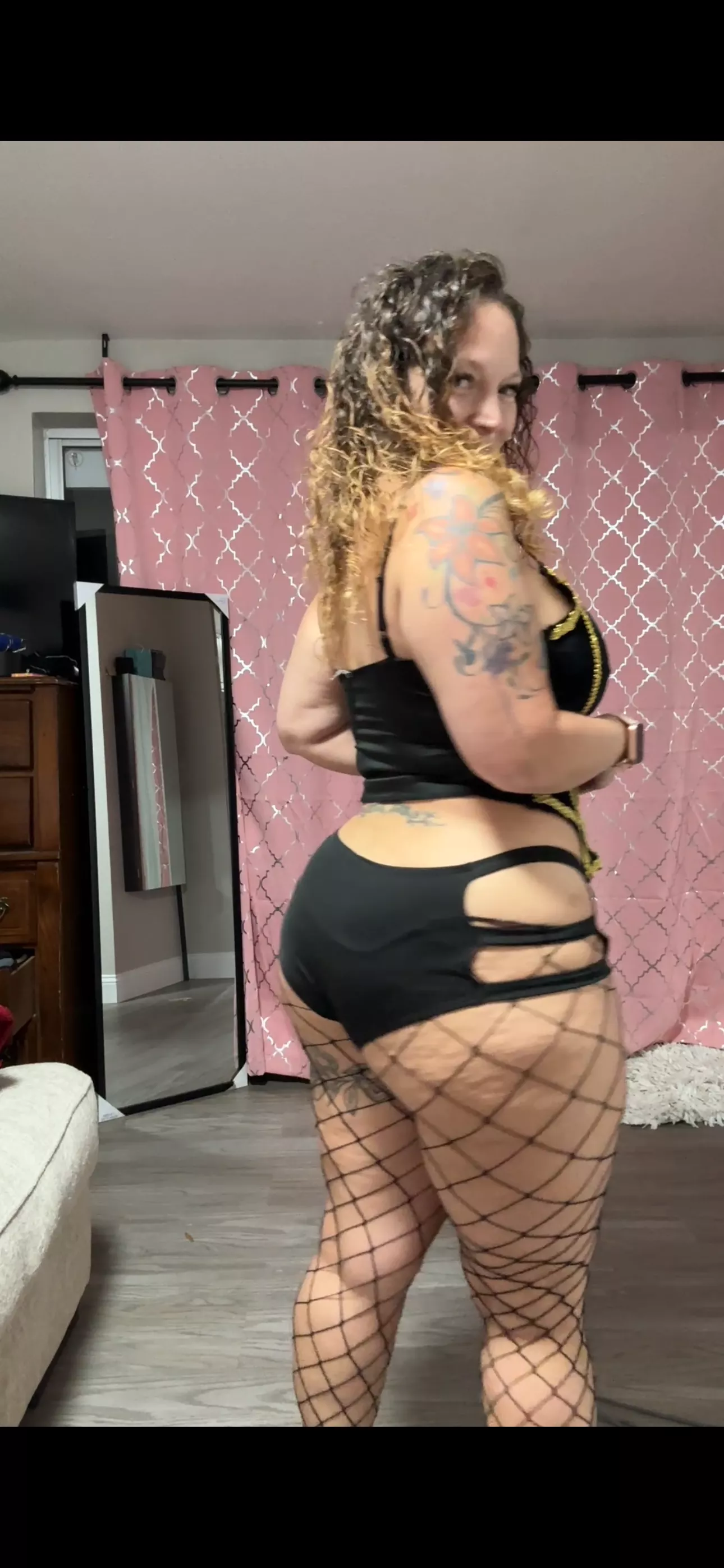 I love it when i see guys get hard for me posted by BroncoCutie