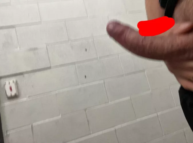 In public having some fun anyone want to help ;) (21m) by Any-Shallot9728