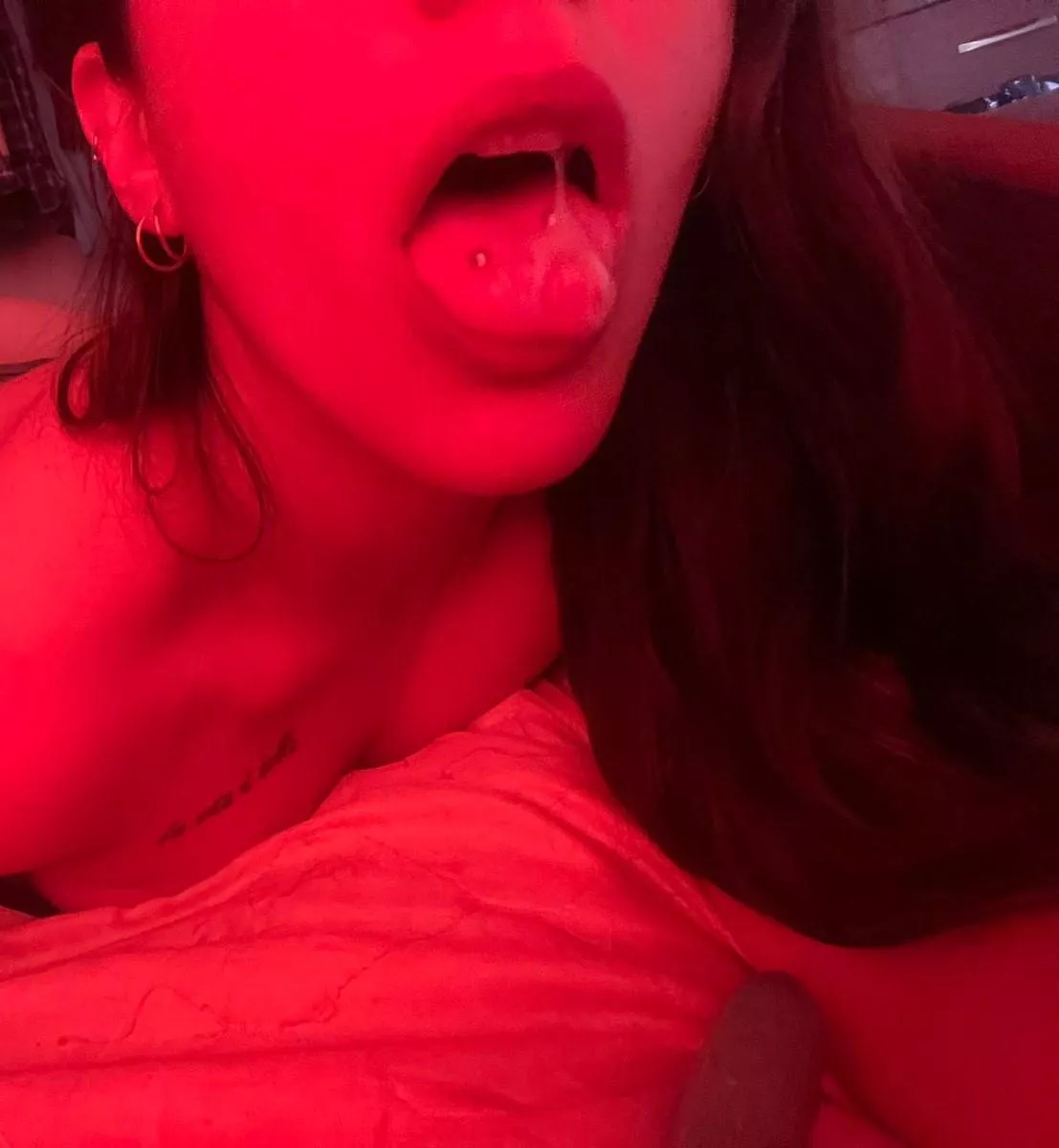 Just a little droopy, but that’s how I keep it fun 😋😈 posted by badandpretty