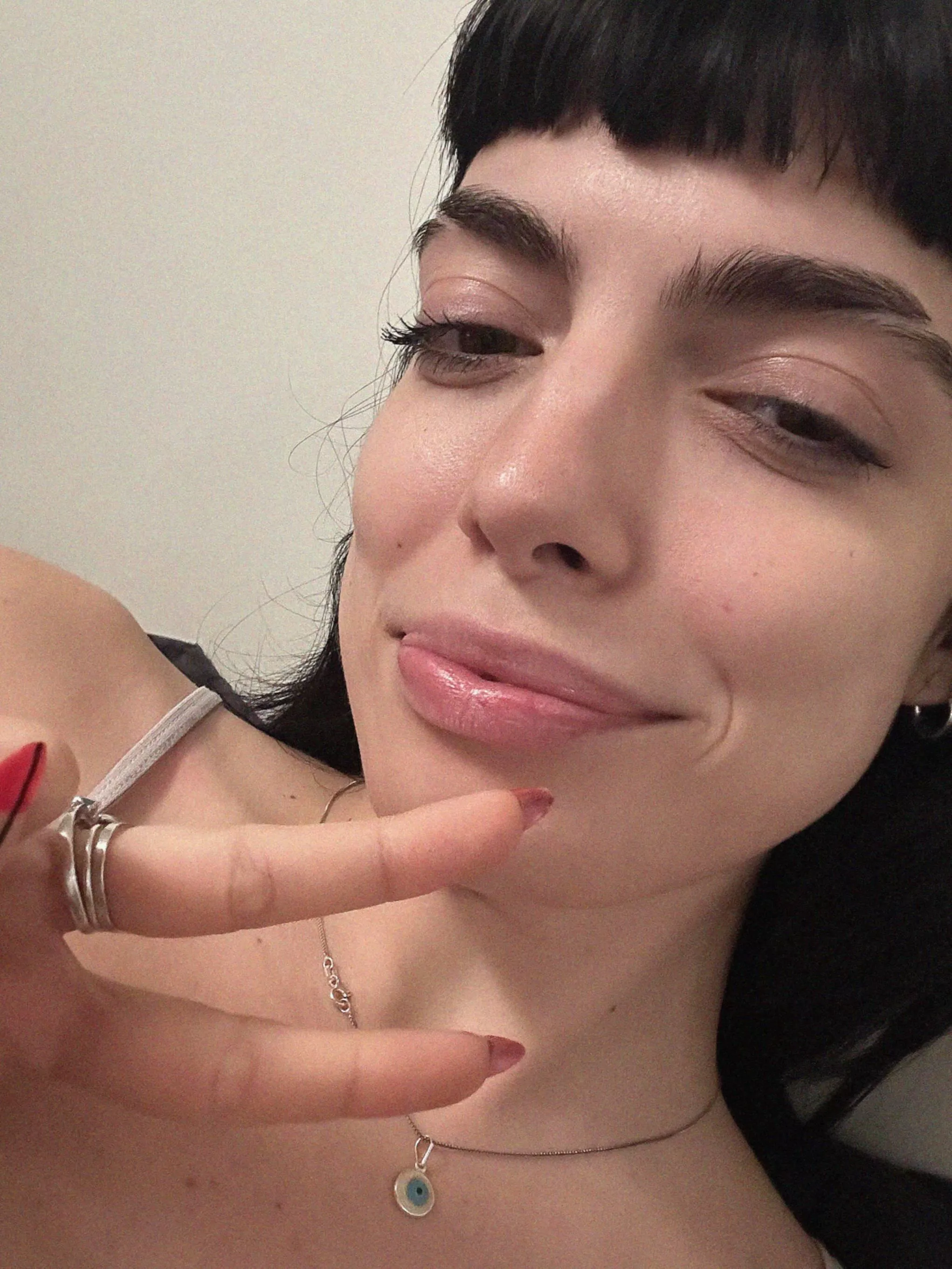 Looking for fun conversations and maybe more 23F HMU posted by NaturePuppyLover37