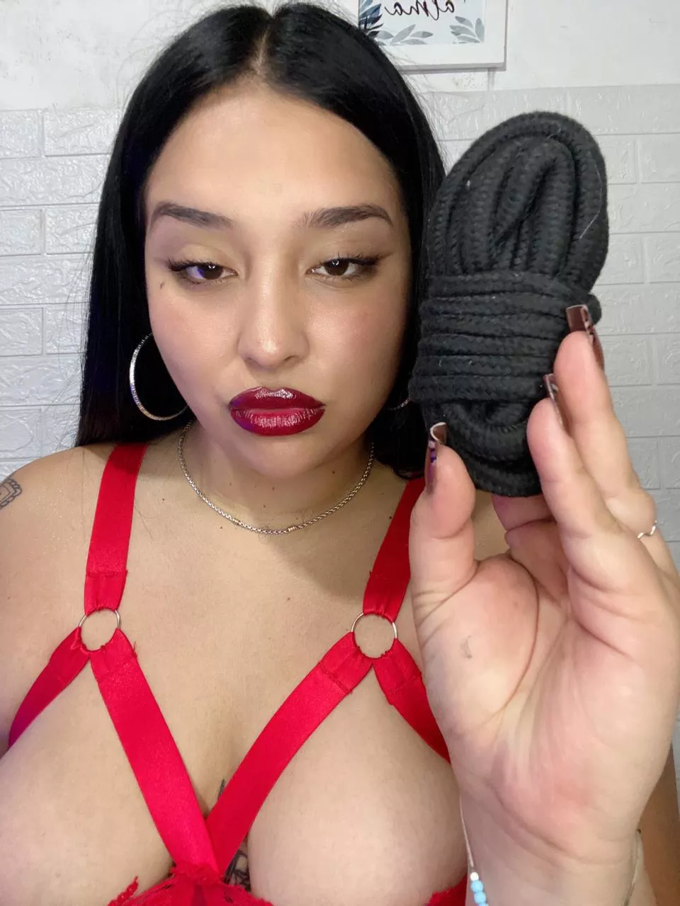 Ready to give all the control to me and my ropes? posted by Kyliieb