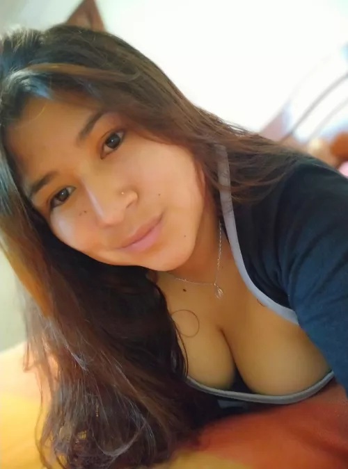 Rechardet and ready for the week!! ❤️How was your weekend?  by ale_sinchi