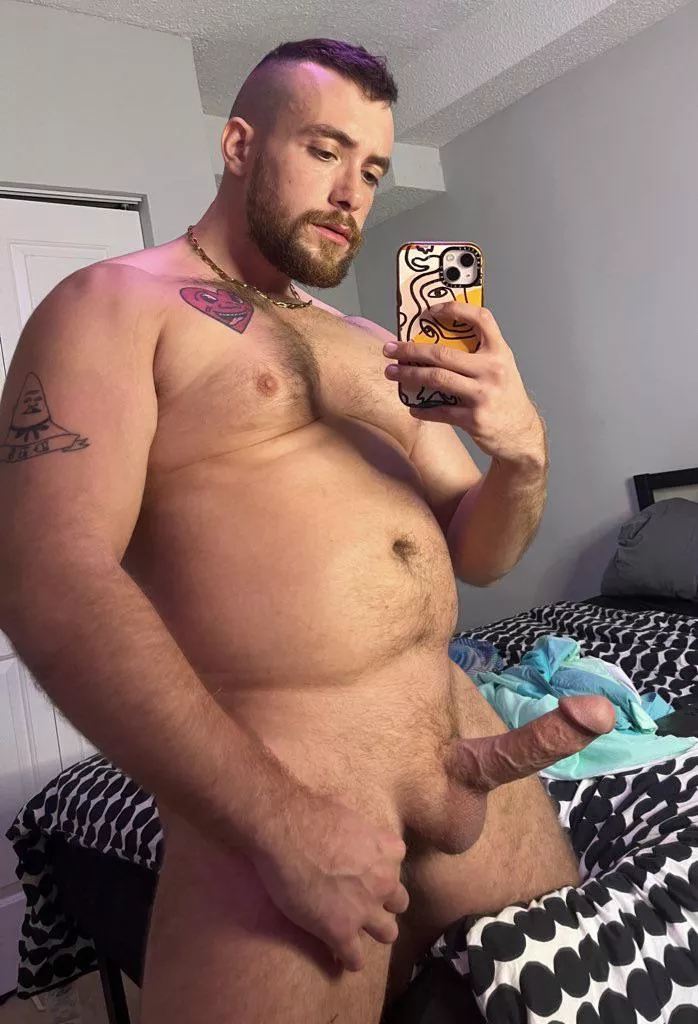 Say yes if you like dad bods  posted by Gabs0n