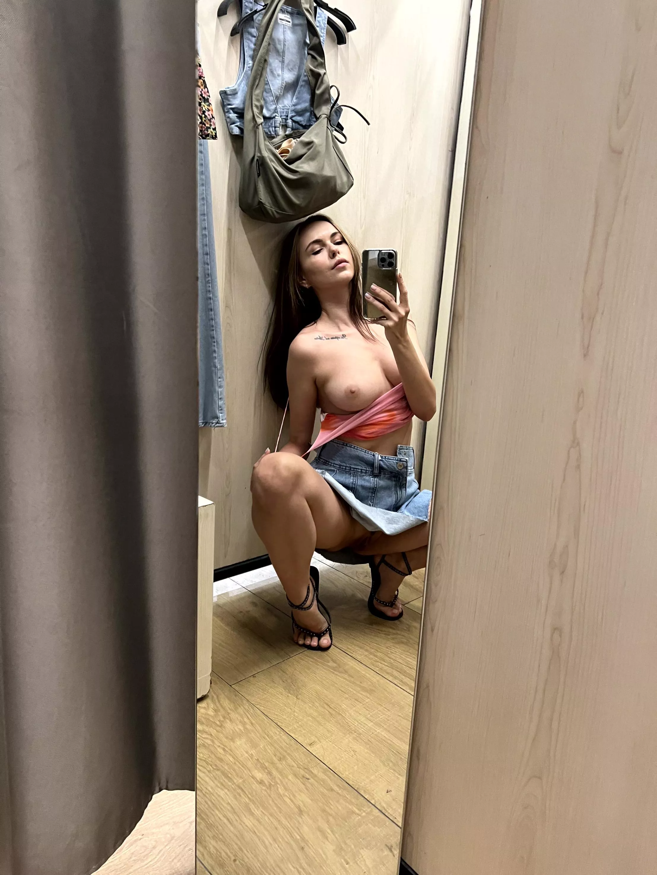 Skip work and let’s go shopping! posted by theonecursed