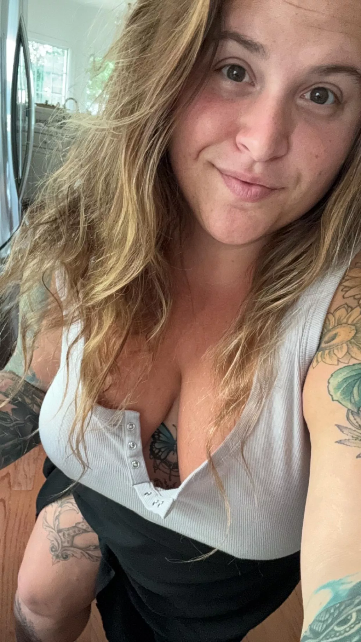 Sunday funday with your favorite BBW covered in tattoos !  posted by handful_heather420