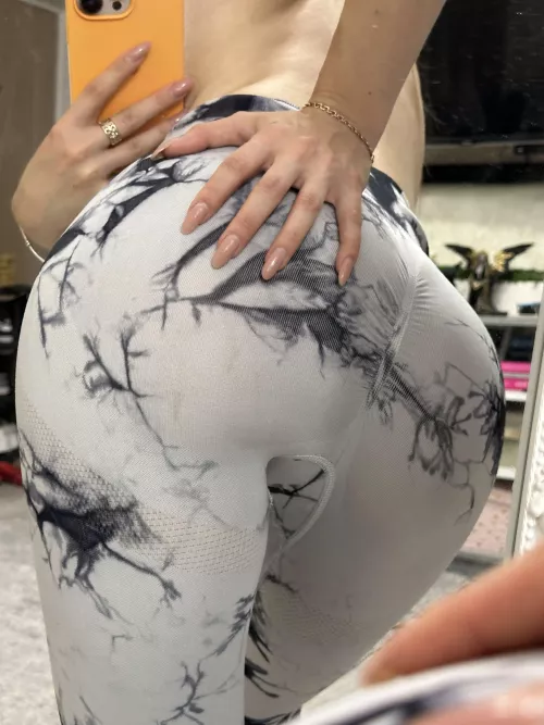These new leggings fit my ass so tight by KatherineinaFluffy