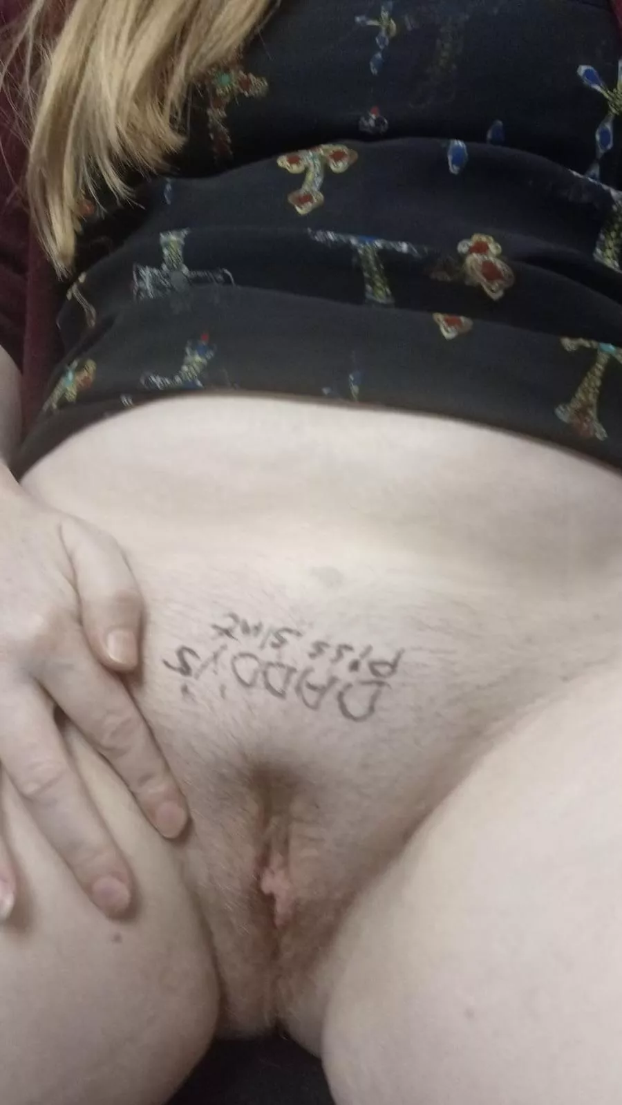 Turns me on showing my pussy to Reddit at work posted by Texas-milf