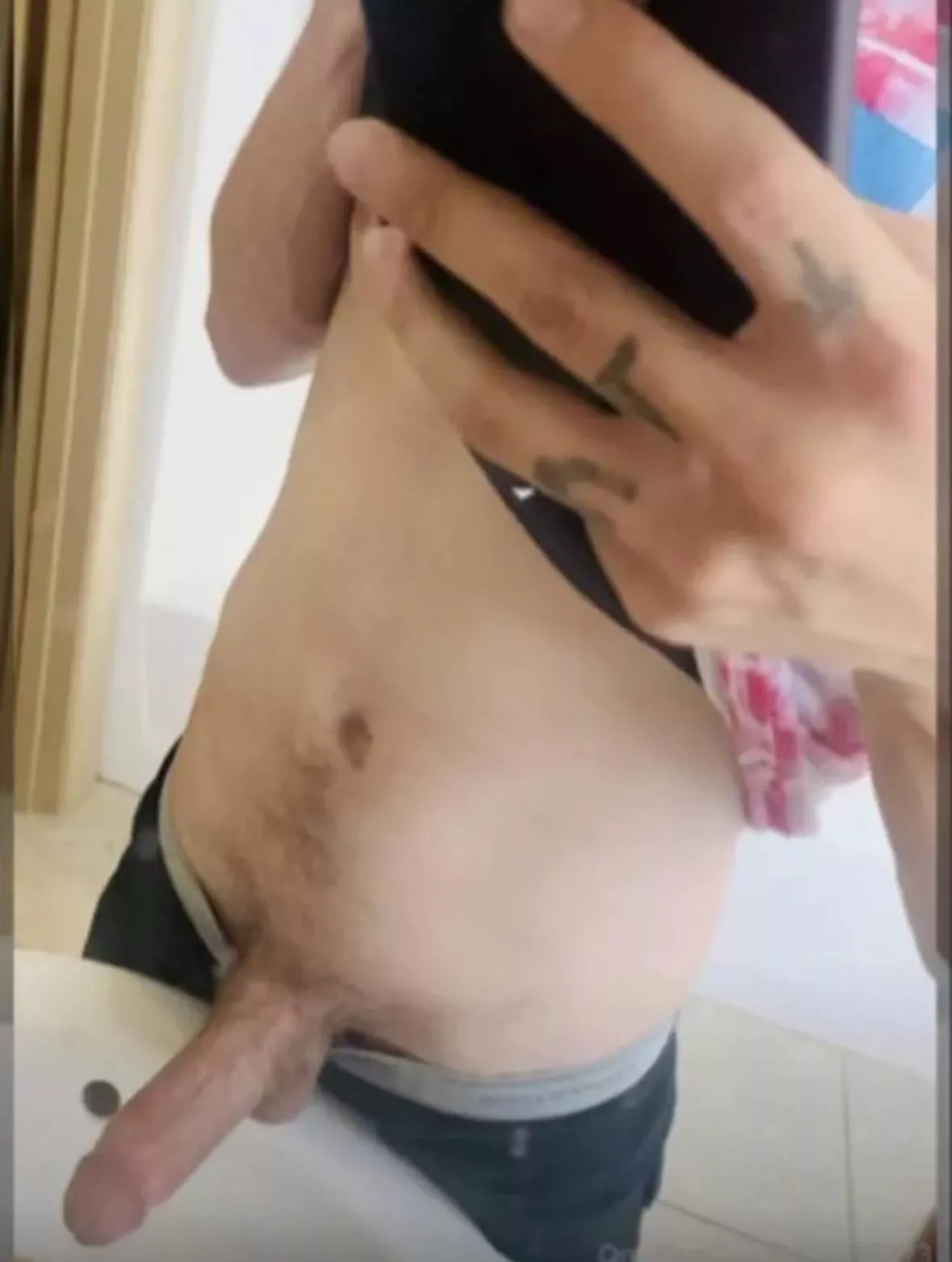 Visiting PHX and want a T-Woman/Sissy for some fun posted by SlugBugInARug