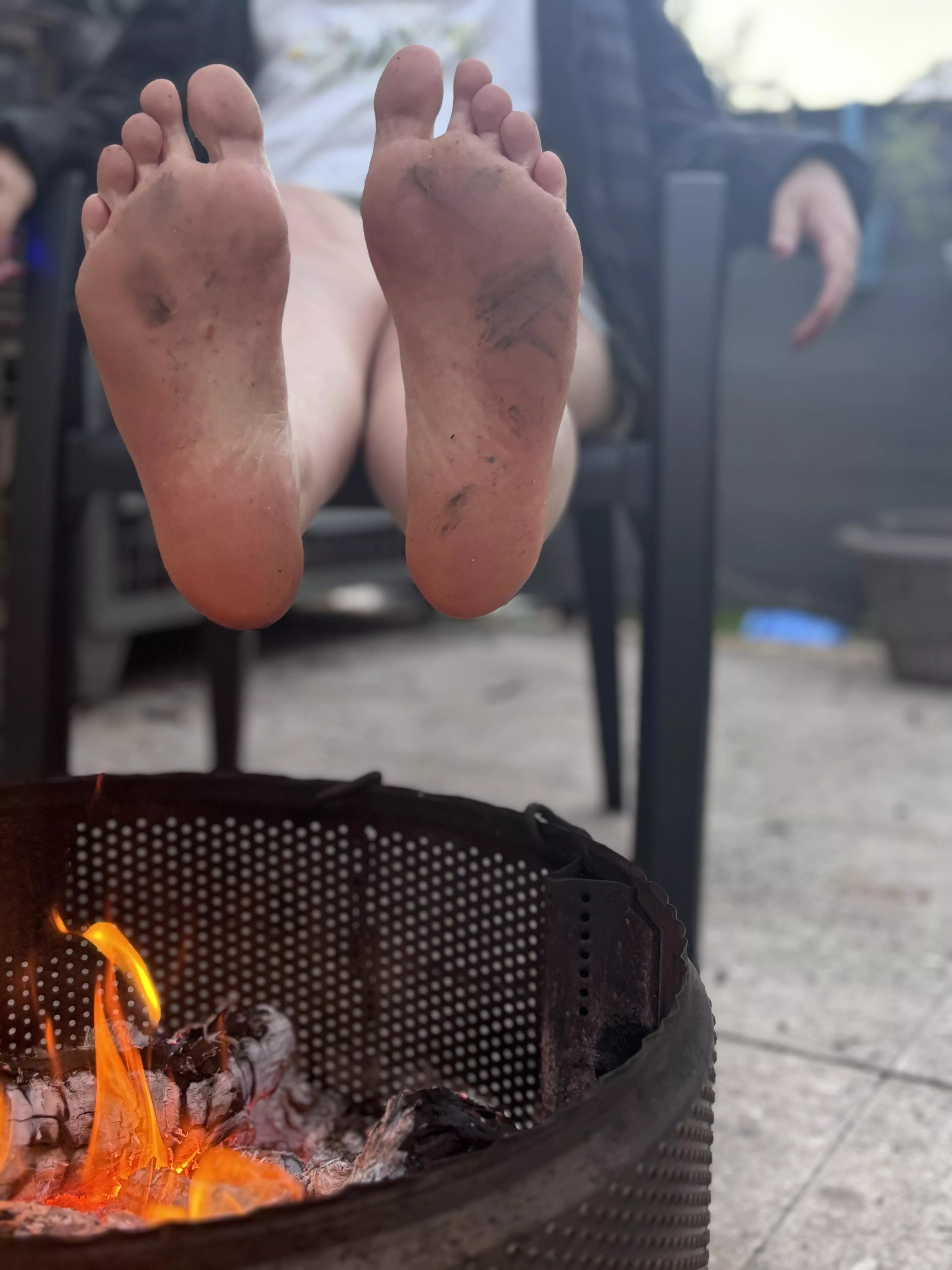 a hot evening would you help to put it out? posted by janes-world6