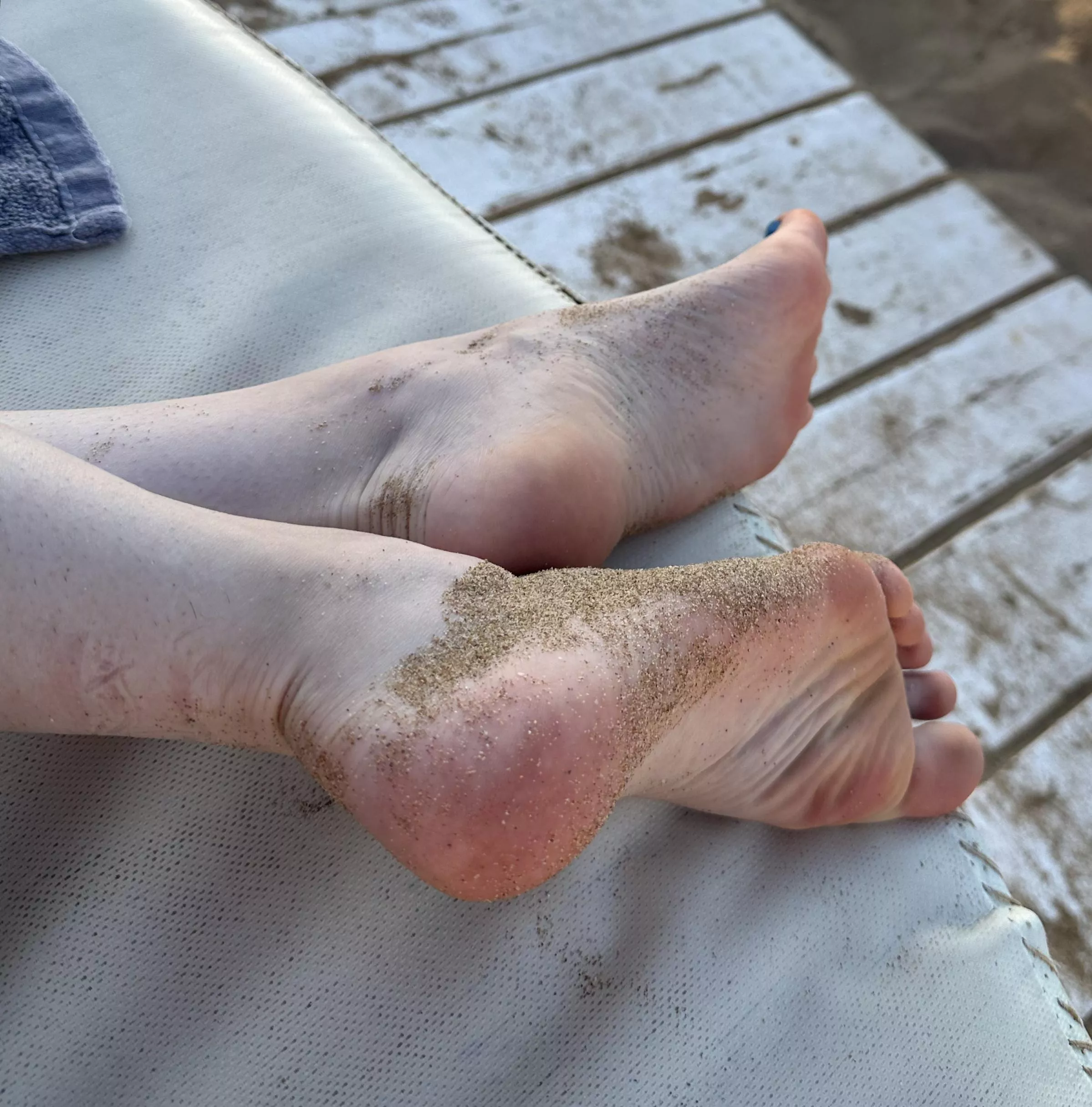 Admit it my cute feet made you hard posted by Twinkleetwilight