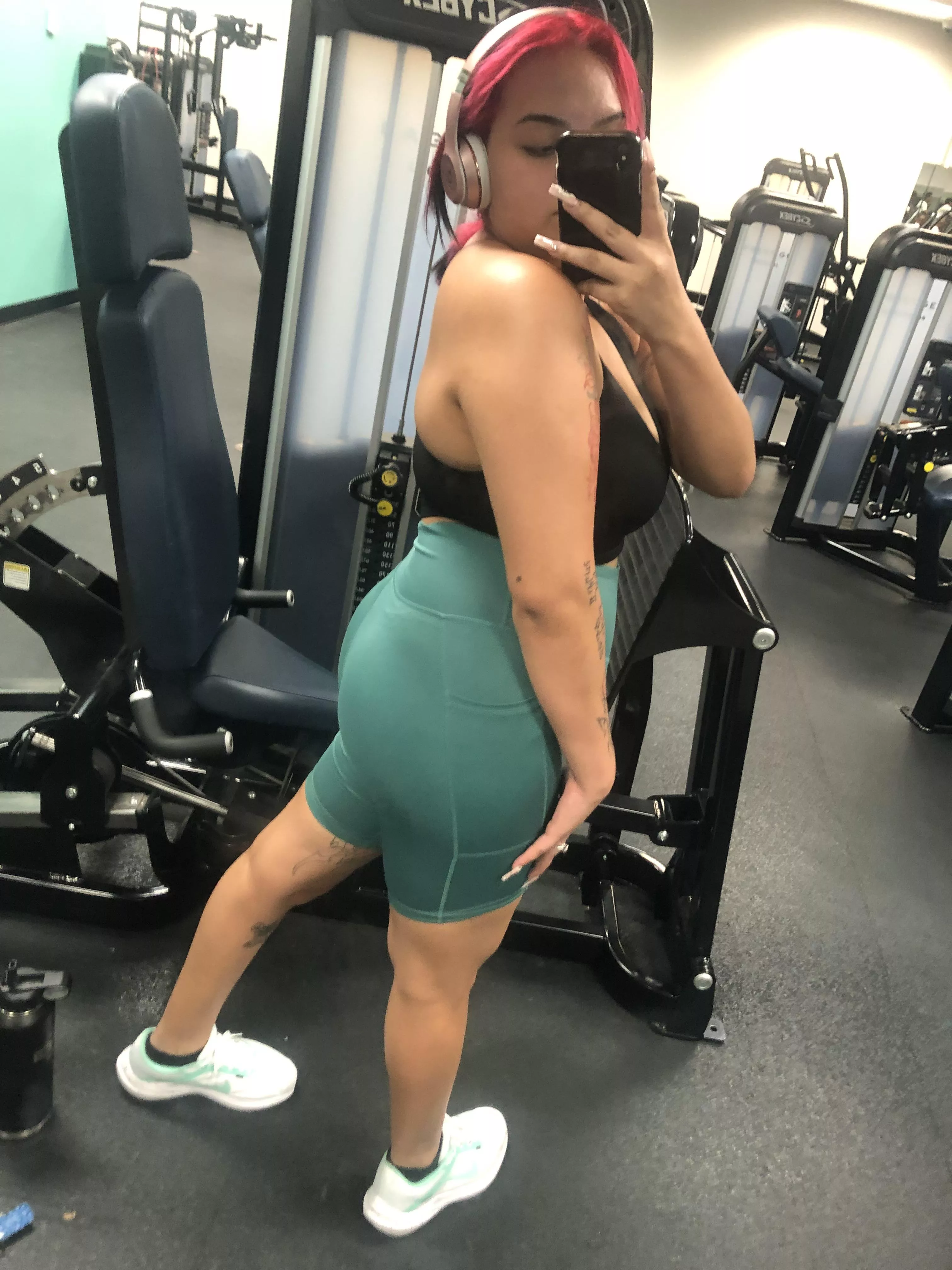 Are you on your knees yet? if not get to sending  posted by Pale-Brilliant7825