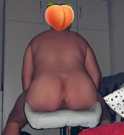 Cub Ass ;3 by CryingRvin