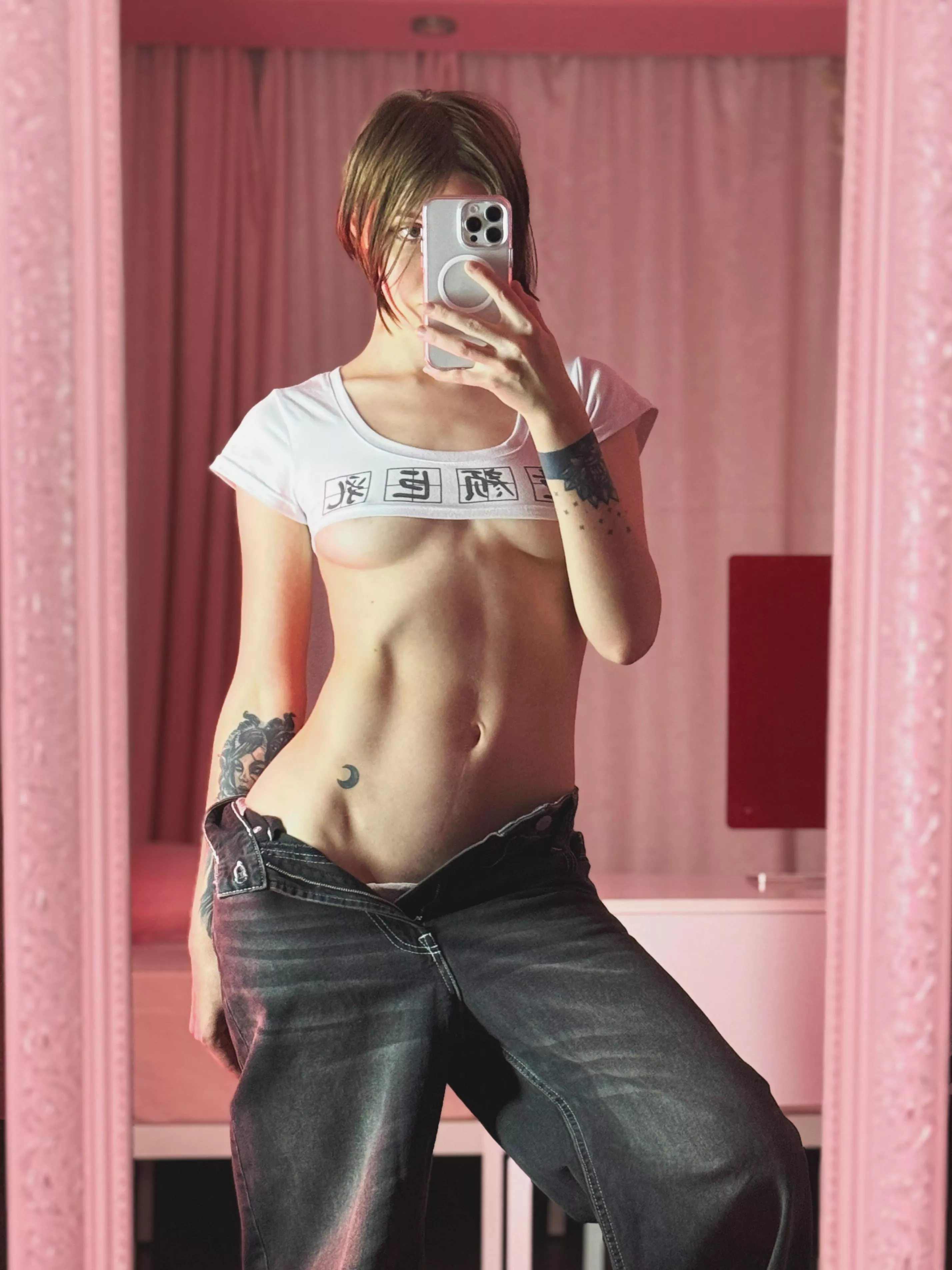 Do you like skinny tummy and fit ass? posted by fluffy-Ellie