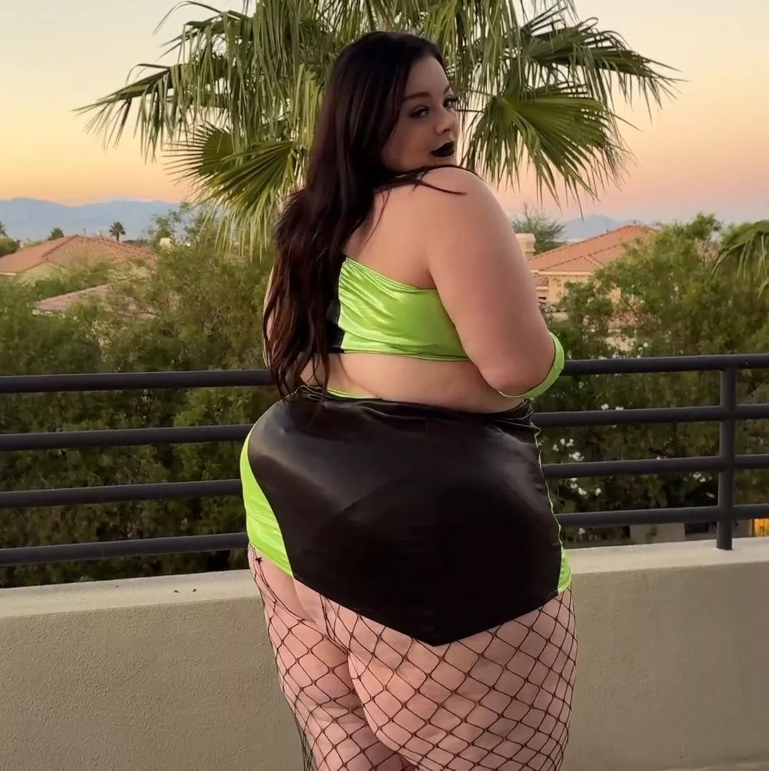 gained weight but I still feel sexy, what do you think posted by Snowangelcake