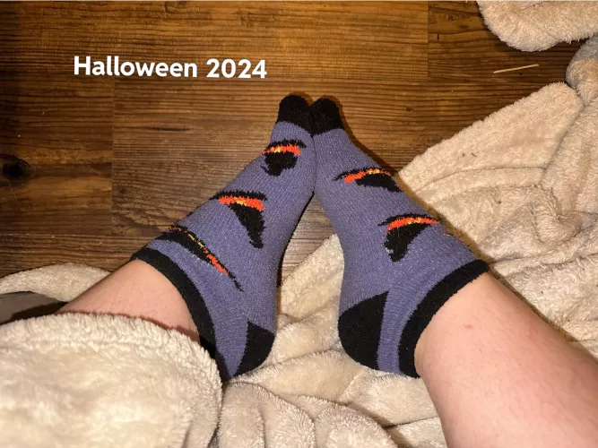 Halloween socks! by PeachyBBW2