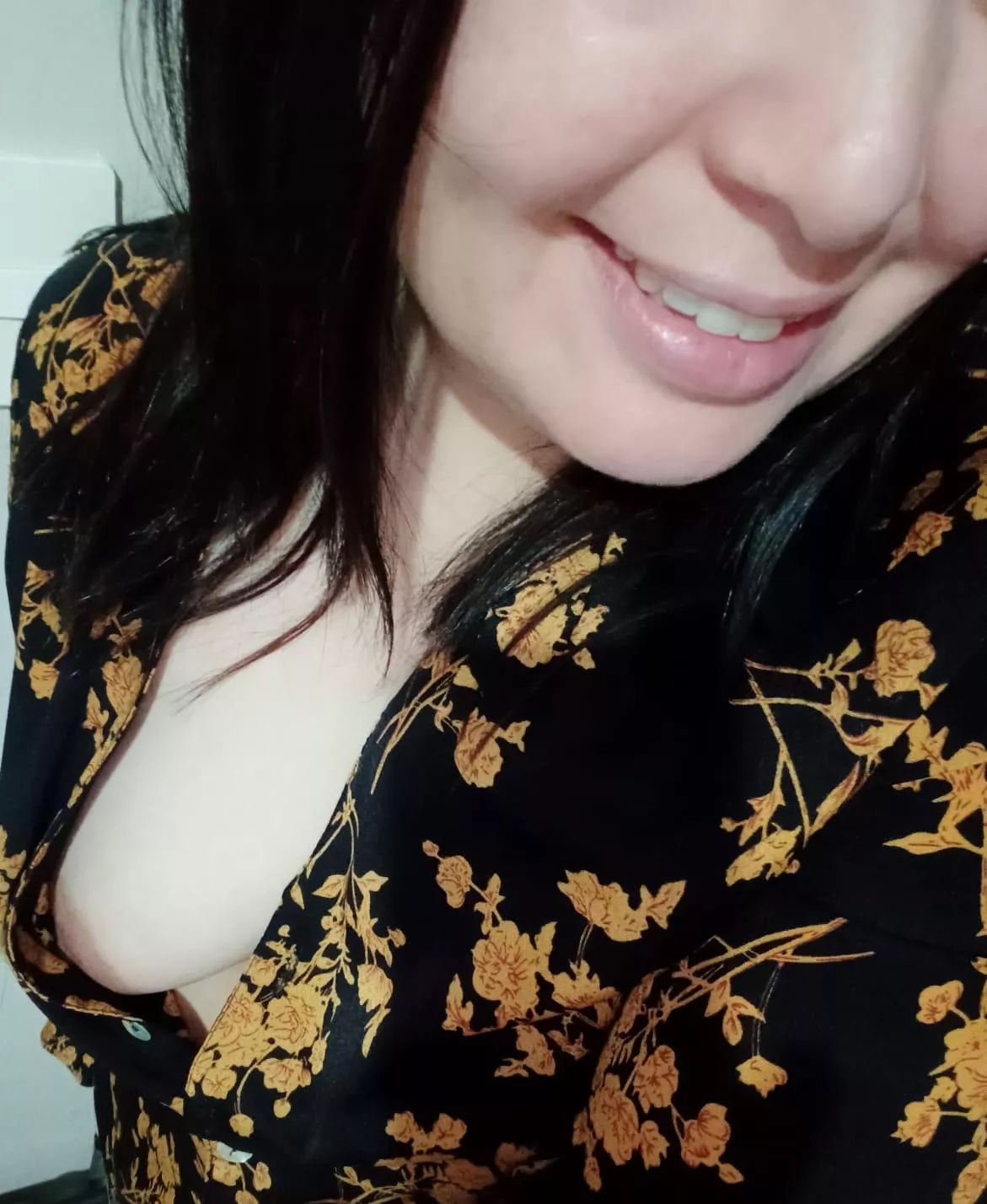 Heard you like it when I go braless at work... posted by Seductive_Samyra