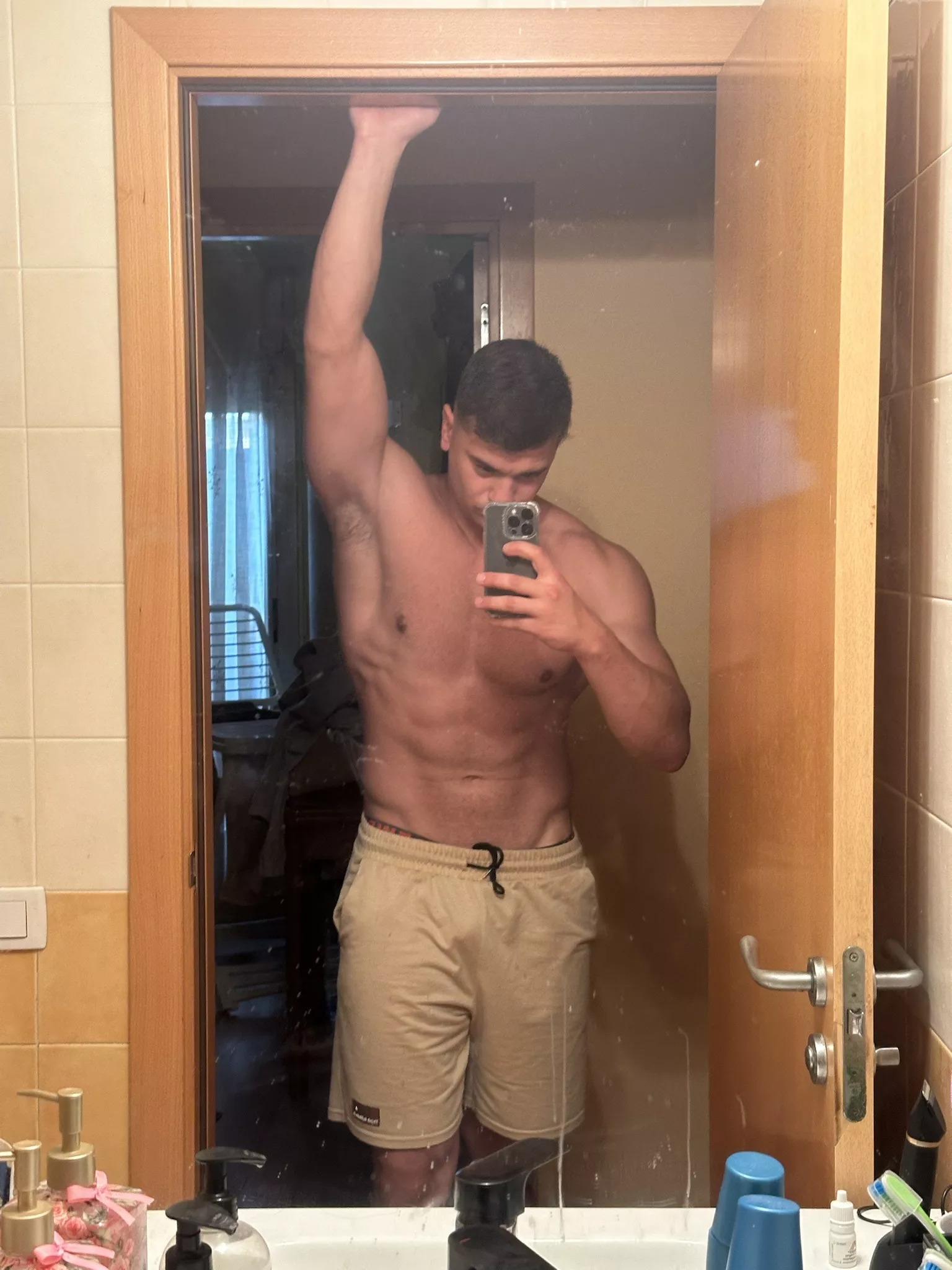 I can be your Alpha  posted by realisiwak