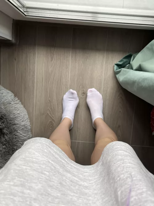 I have to take my socks off after a walk by StrawberryJoyy