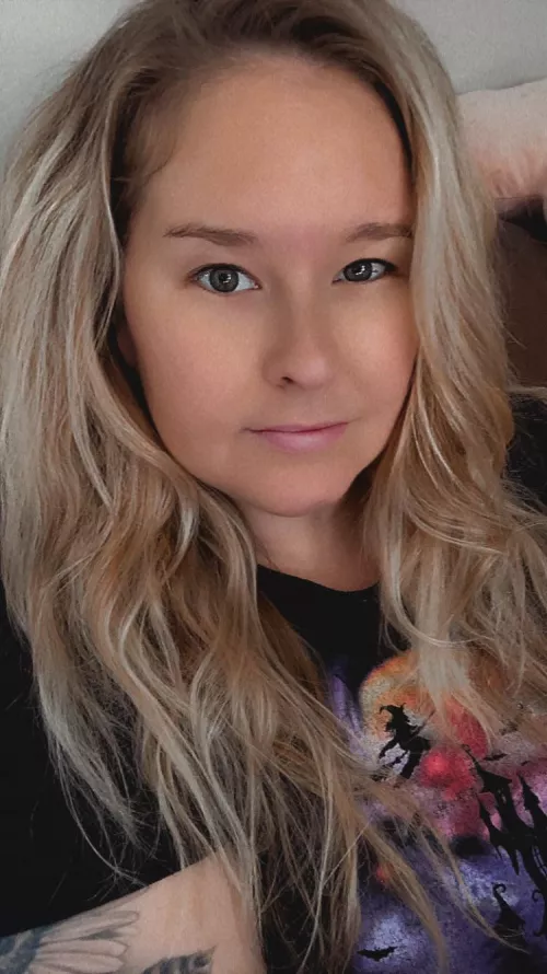 I just want to make someone jerk off with toothpaste  by PrincessPawgXO