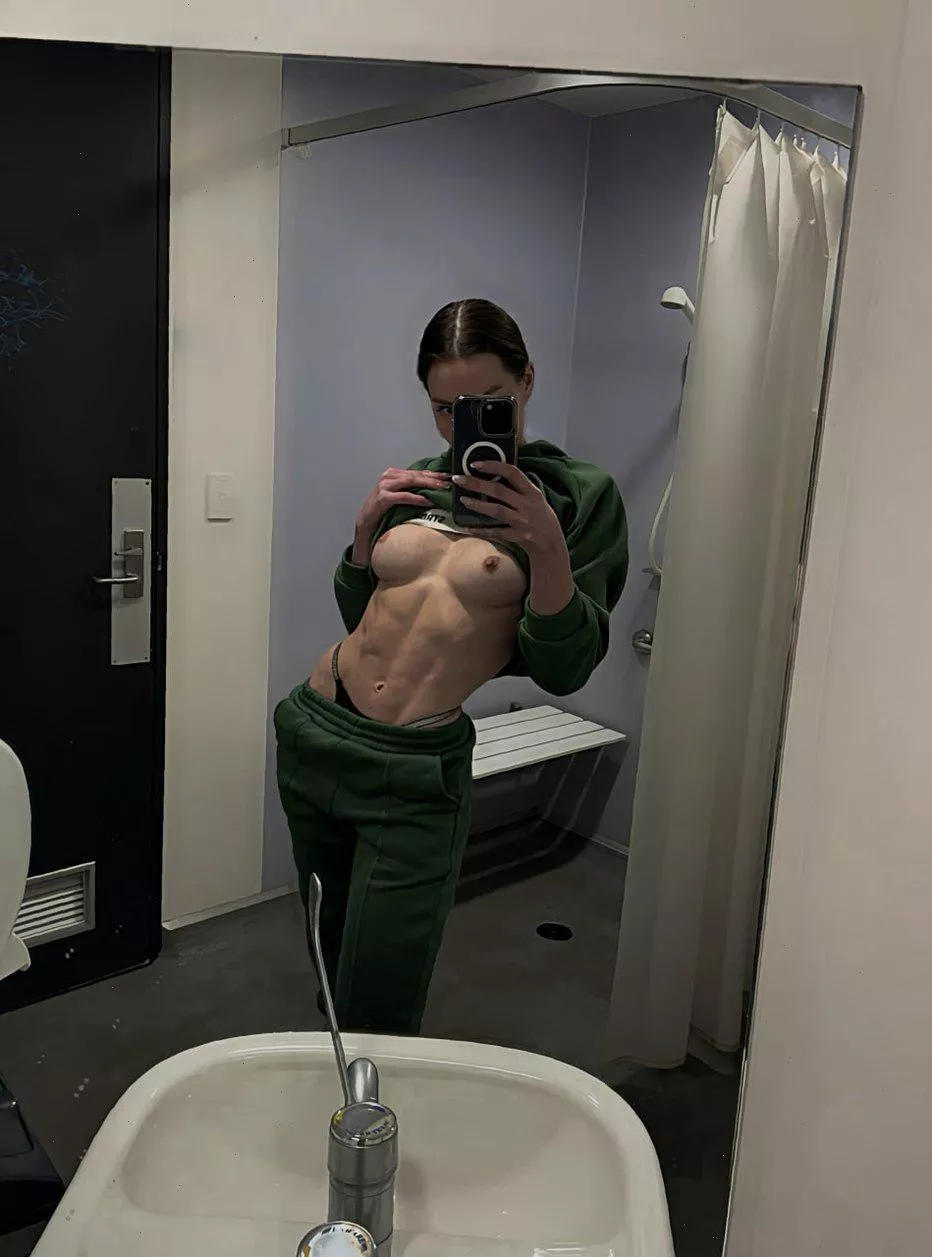 i'm definitely an acquired taste posted by DeerKind8551