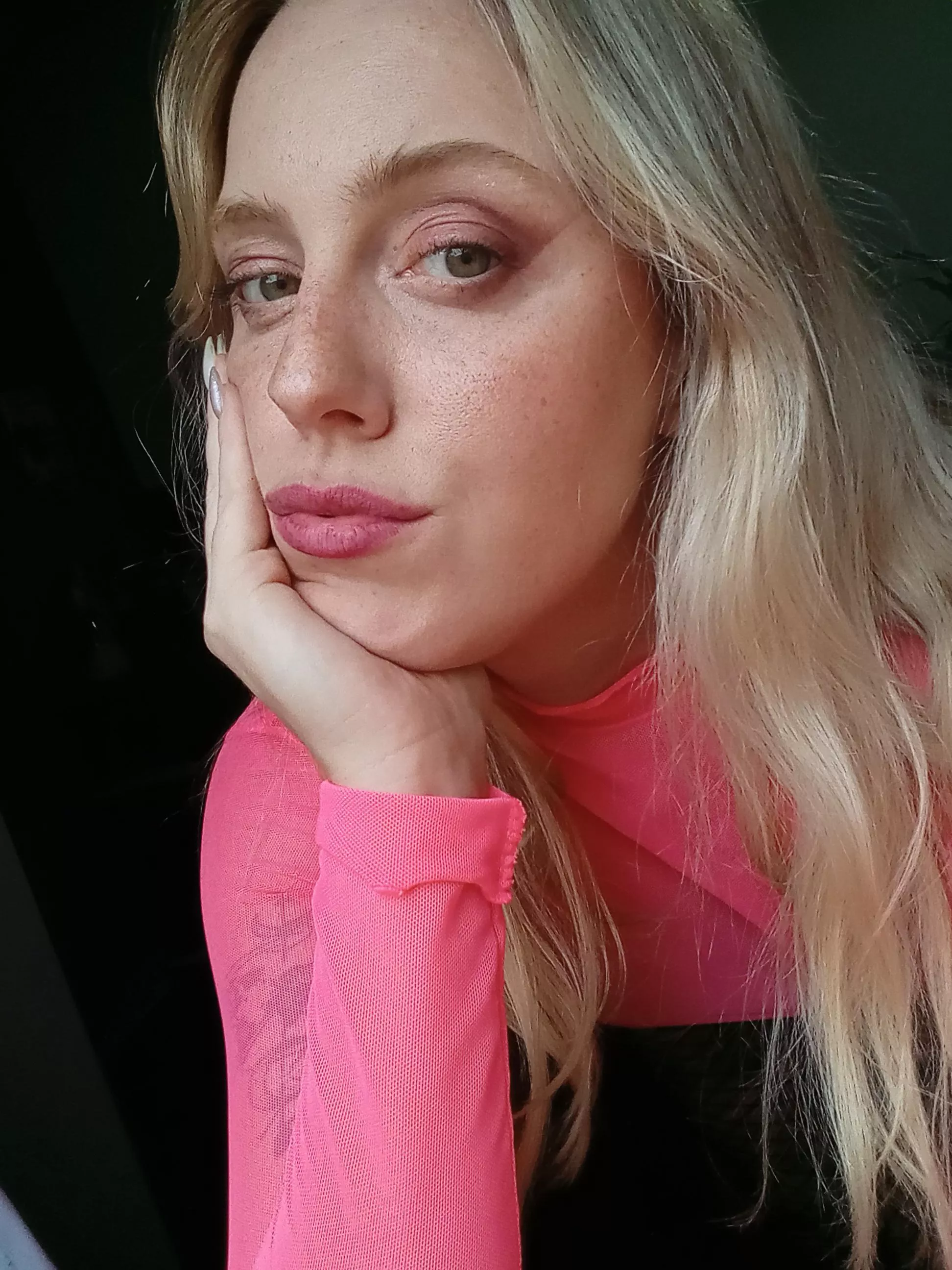 I'm just looking for a real sugar  posted by Biancanero8