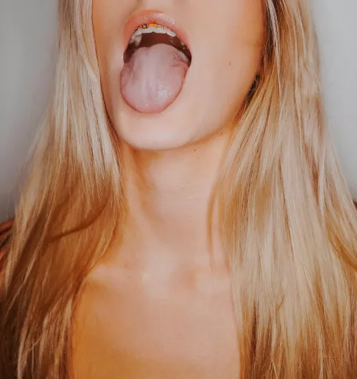 It’s a small mouth, but it fits a lot of liquid in it, trust me by andie_x