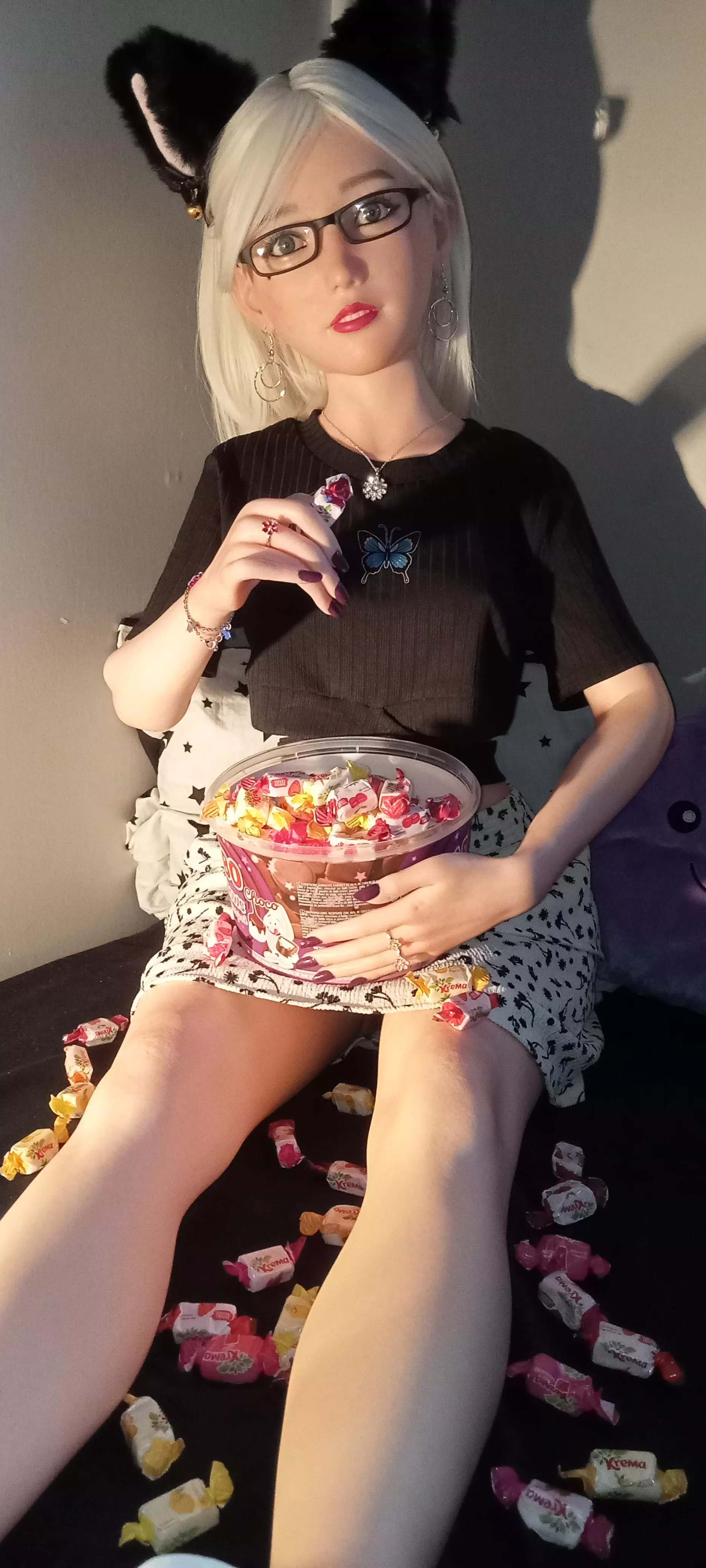 It's all for me ! :p posted by Ysatis-lovedoll