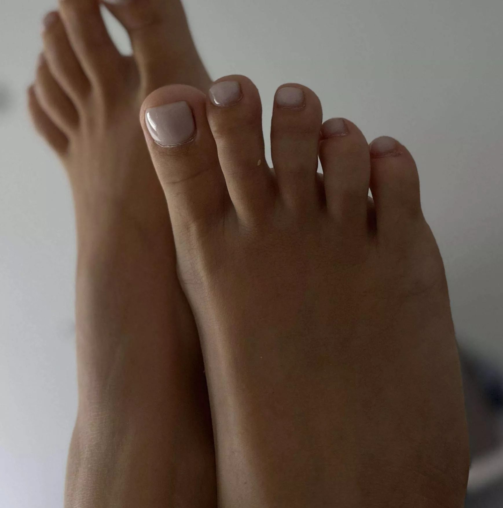 My feet are perfect for sucking on them posted by Moonllightt_