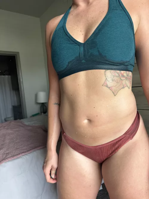 Nice and sweaty after my run by cumwcourt