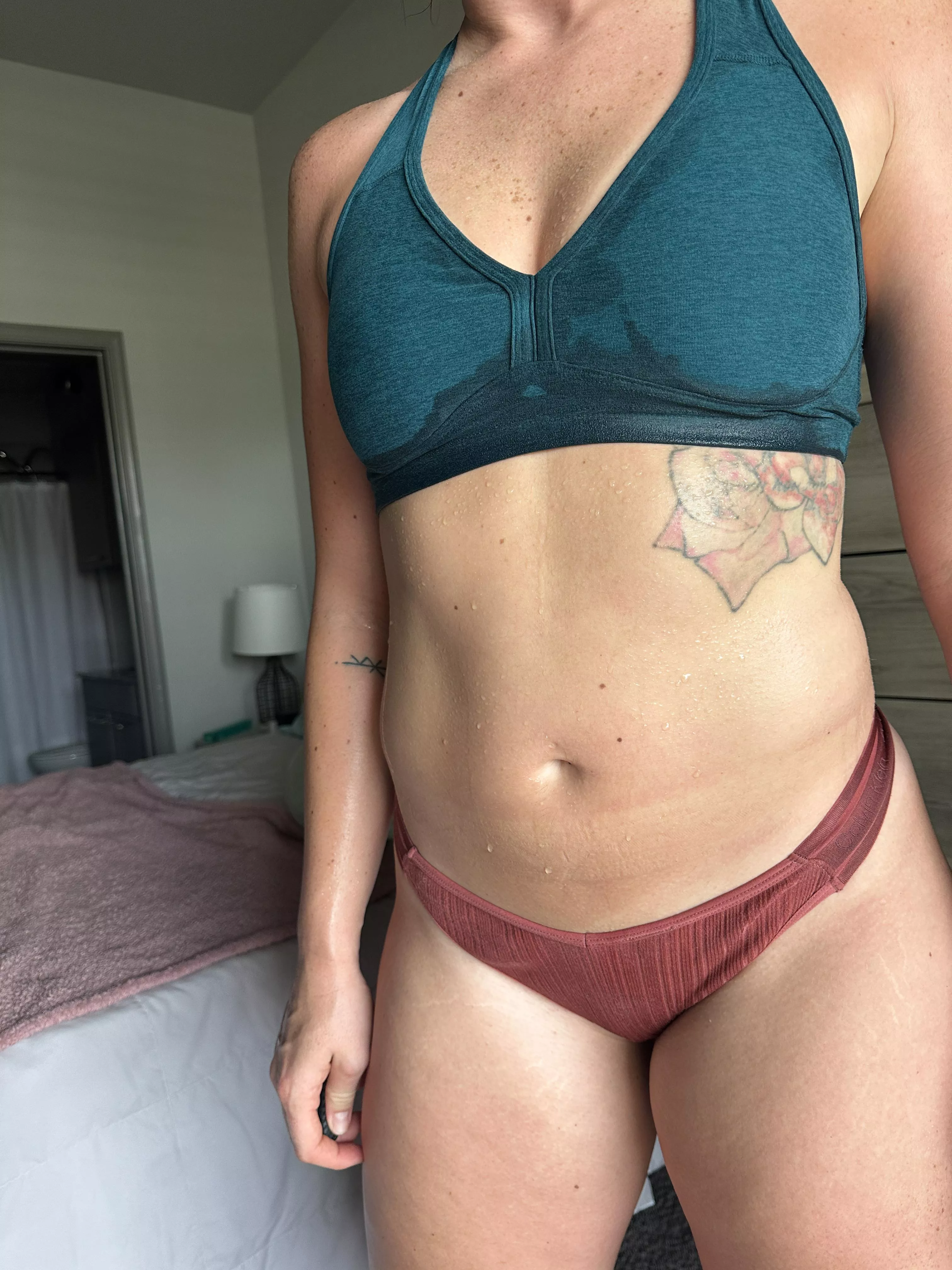 Nice and sweaty after my run posted by cumwcourt