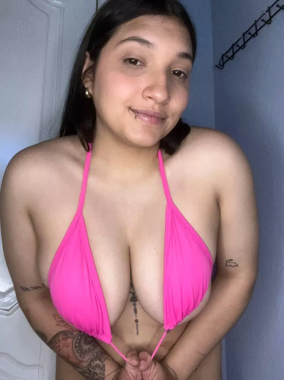 [Selling] Let's play together!. Available to LIVE [sext] [cam] [rate] [gfe] and so much MORE! fem[dom] sessions available & [fet]ish friendly posted by MissKerlin