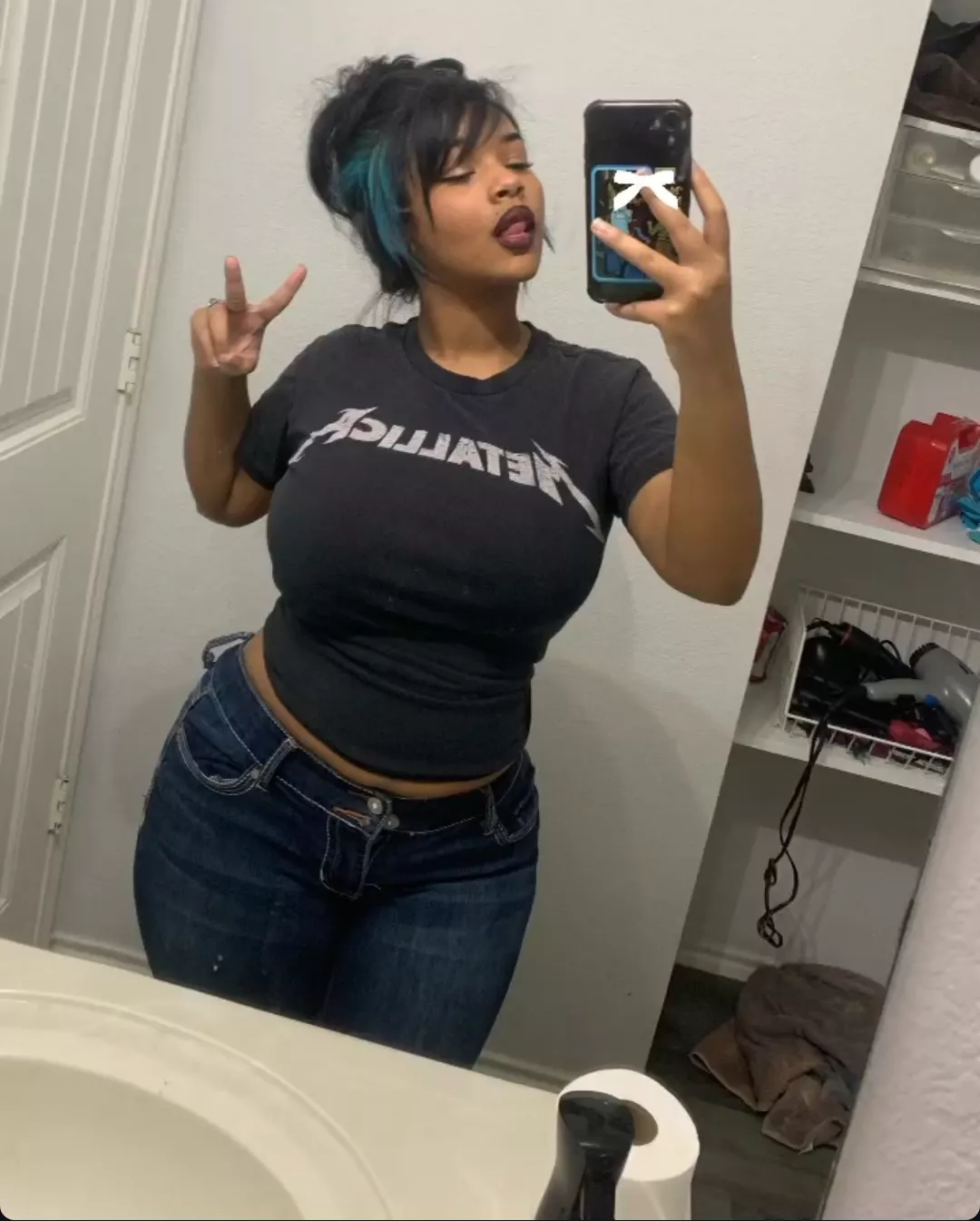 She looks fun posted by Super-len