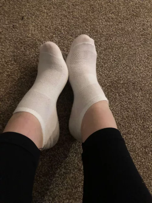 Simple but cute 😍  by Shoddy_Pickle2959