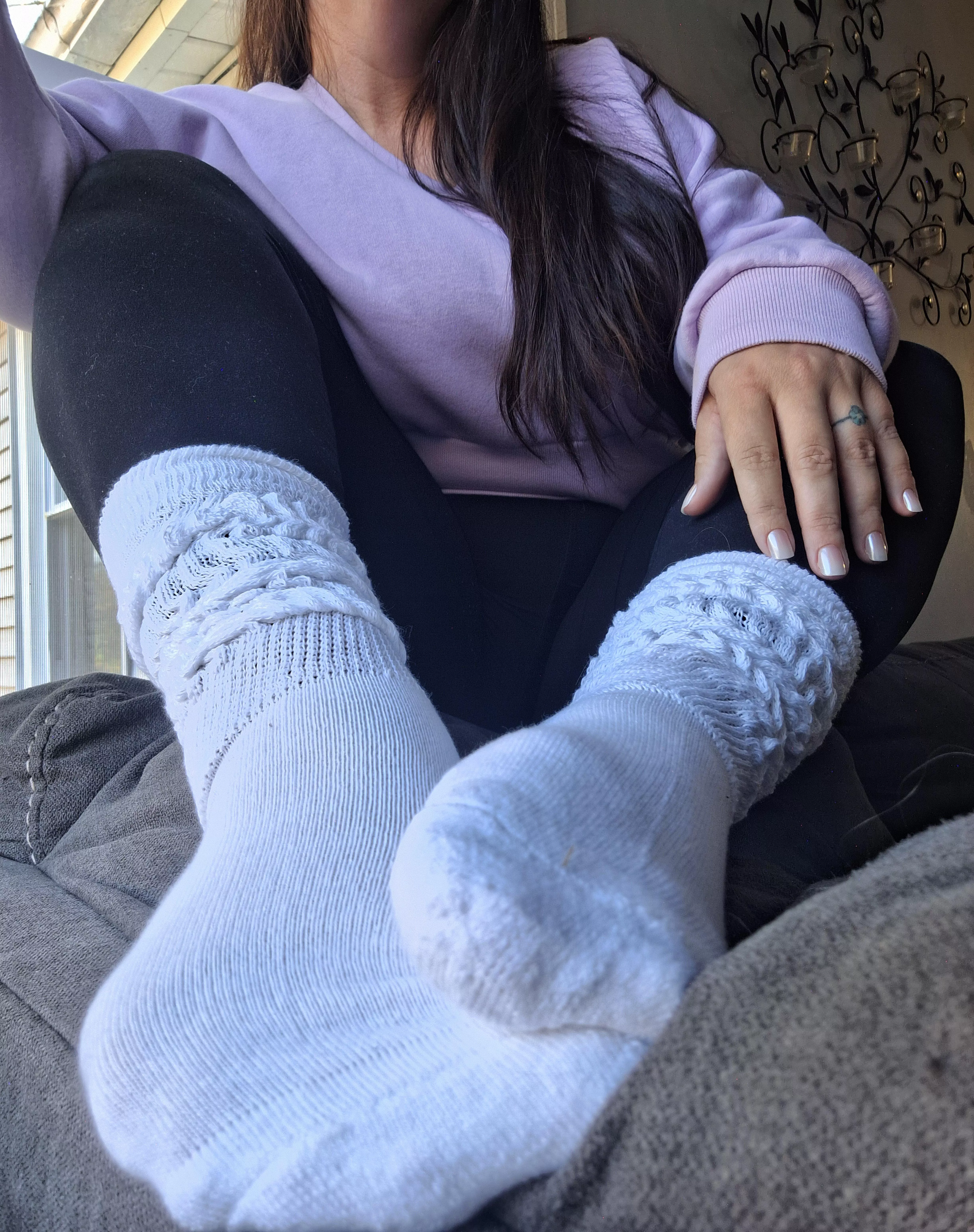 Take a sniff, it'll burn your nose ✨️ posted by elenastoes98