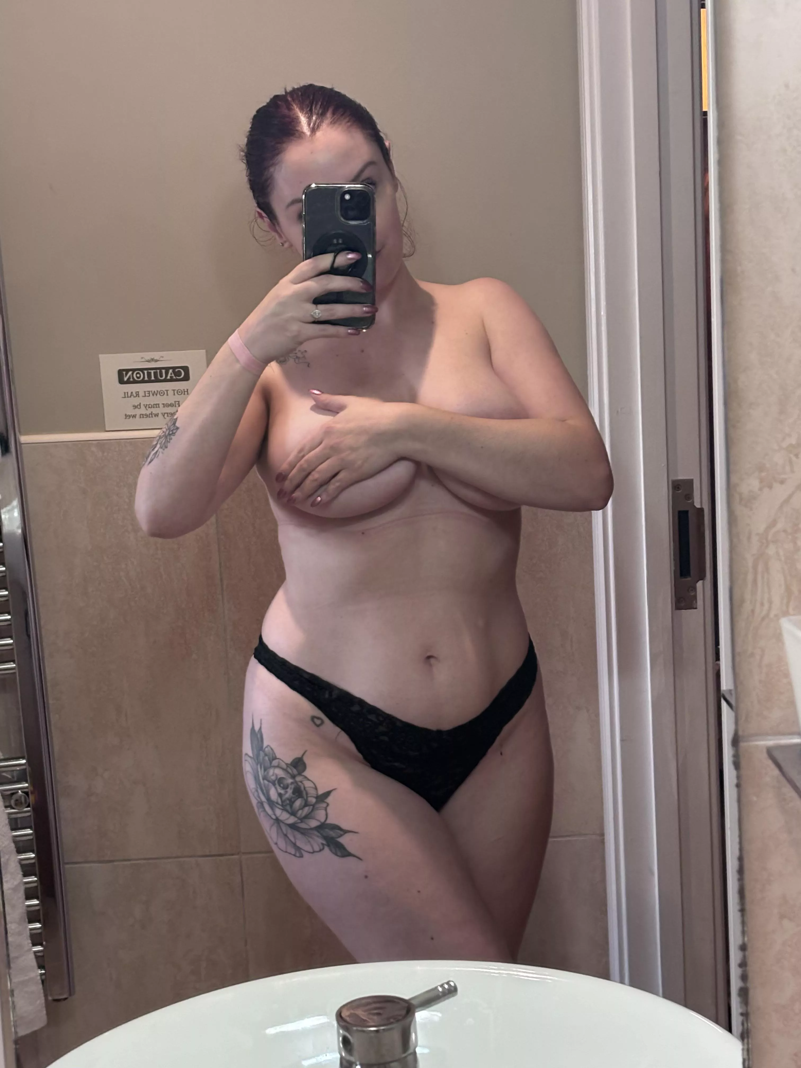 The girls were heavy this morning  posted by freyasecret