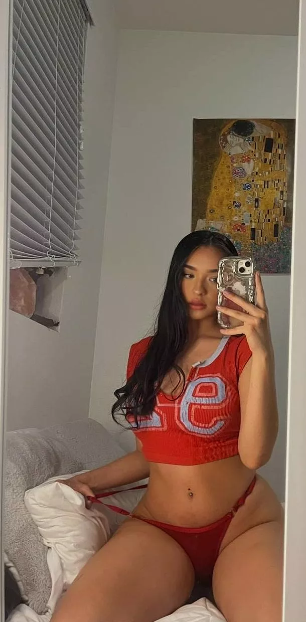 This sexy body can make you go wild! posted by FieryMistiquee