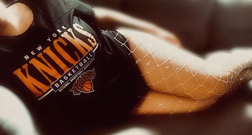 ⛹️‍♂️Vertical🏀? Lets talk horizontal🖤 posted by chiara20monte