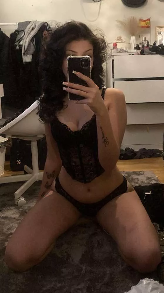 Vill du stoppaaa en tumme i min rumpa 🥵 posted by Melissanorman