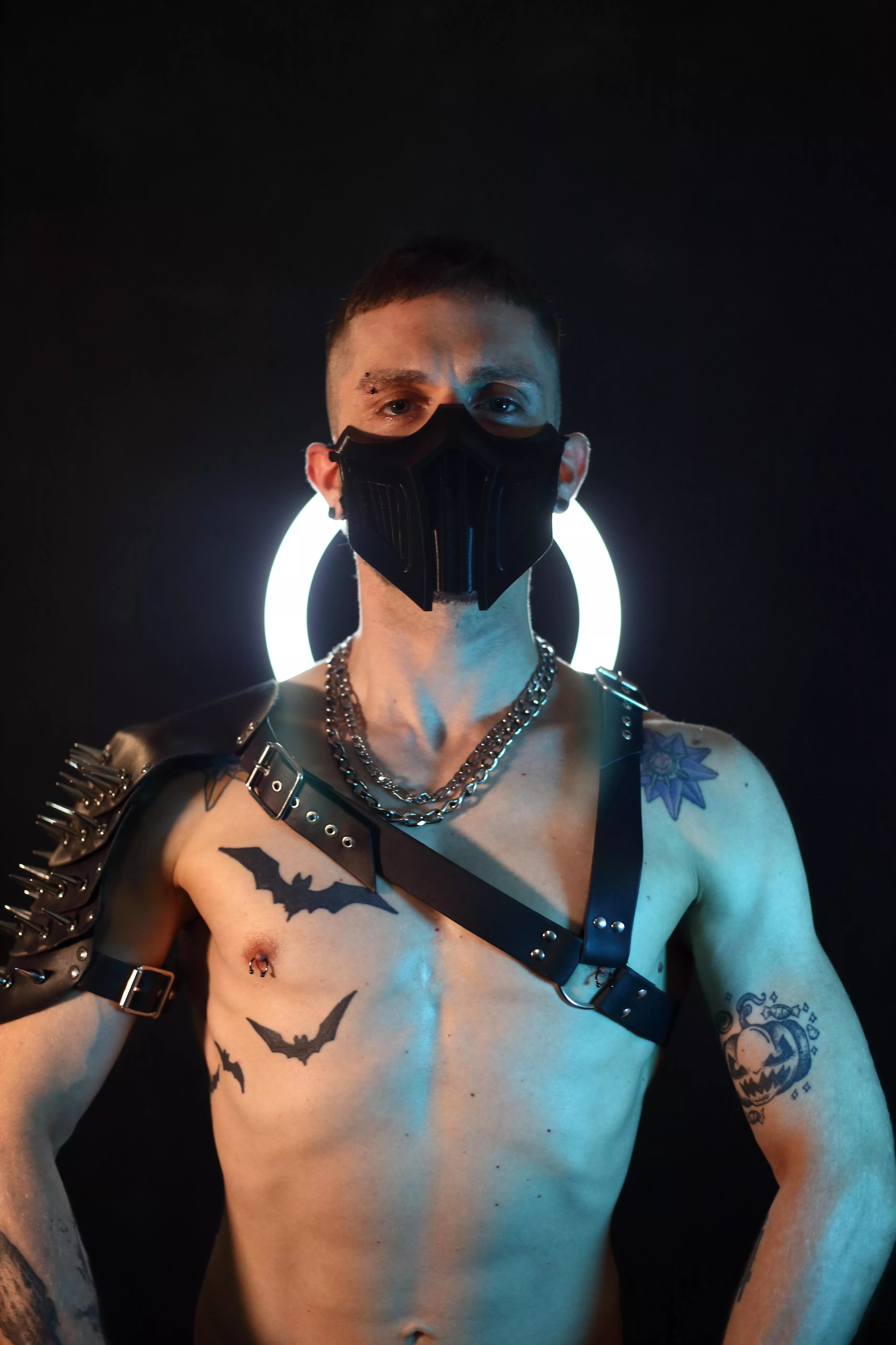 WHO WANTS TO BE MY SLAVE AND DO EVERYTHING I SAY posted by Roderick44