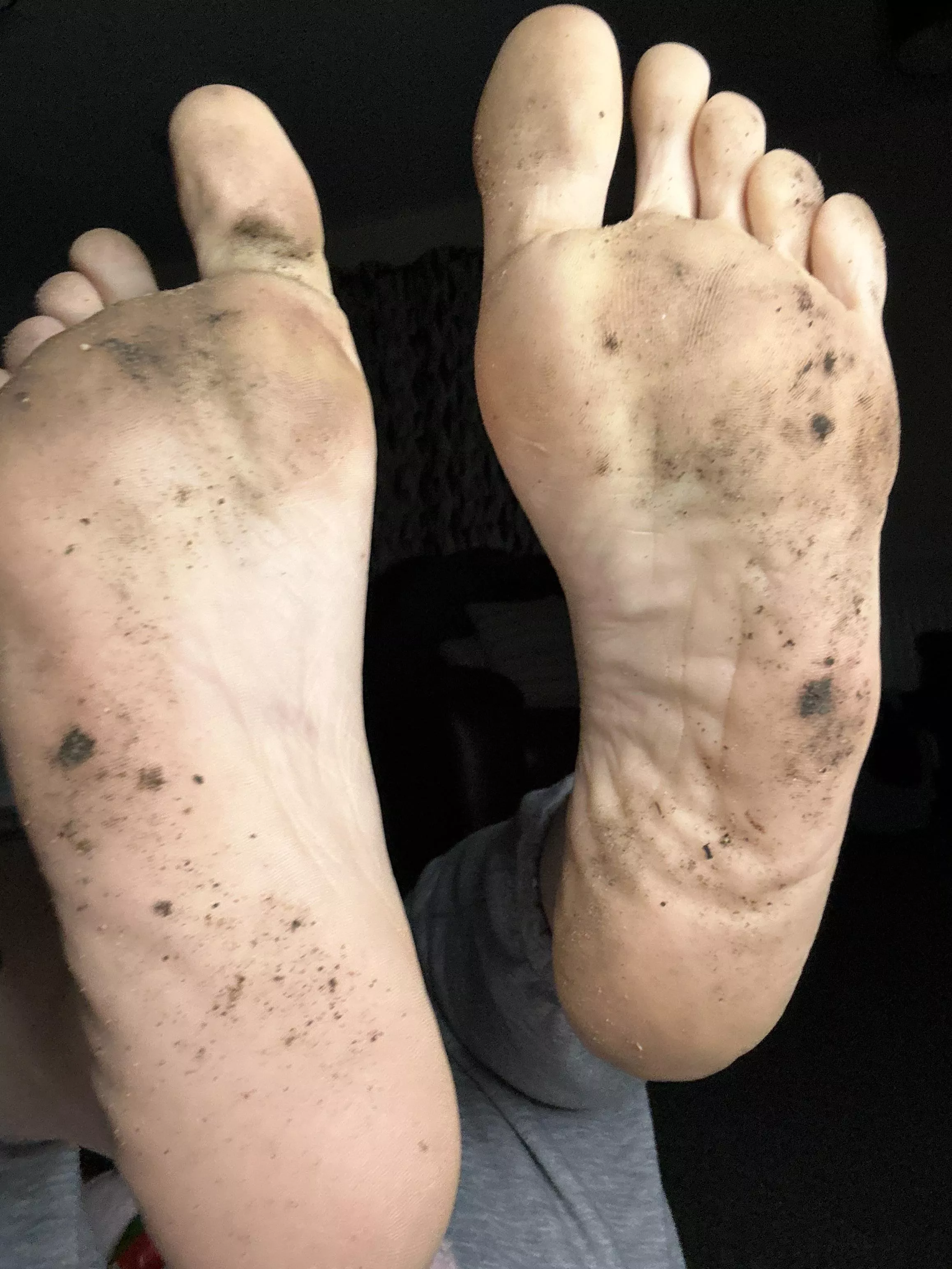 worship them  posted by xoxrosieraexo240