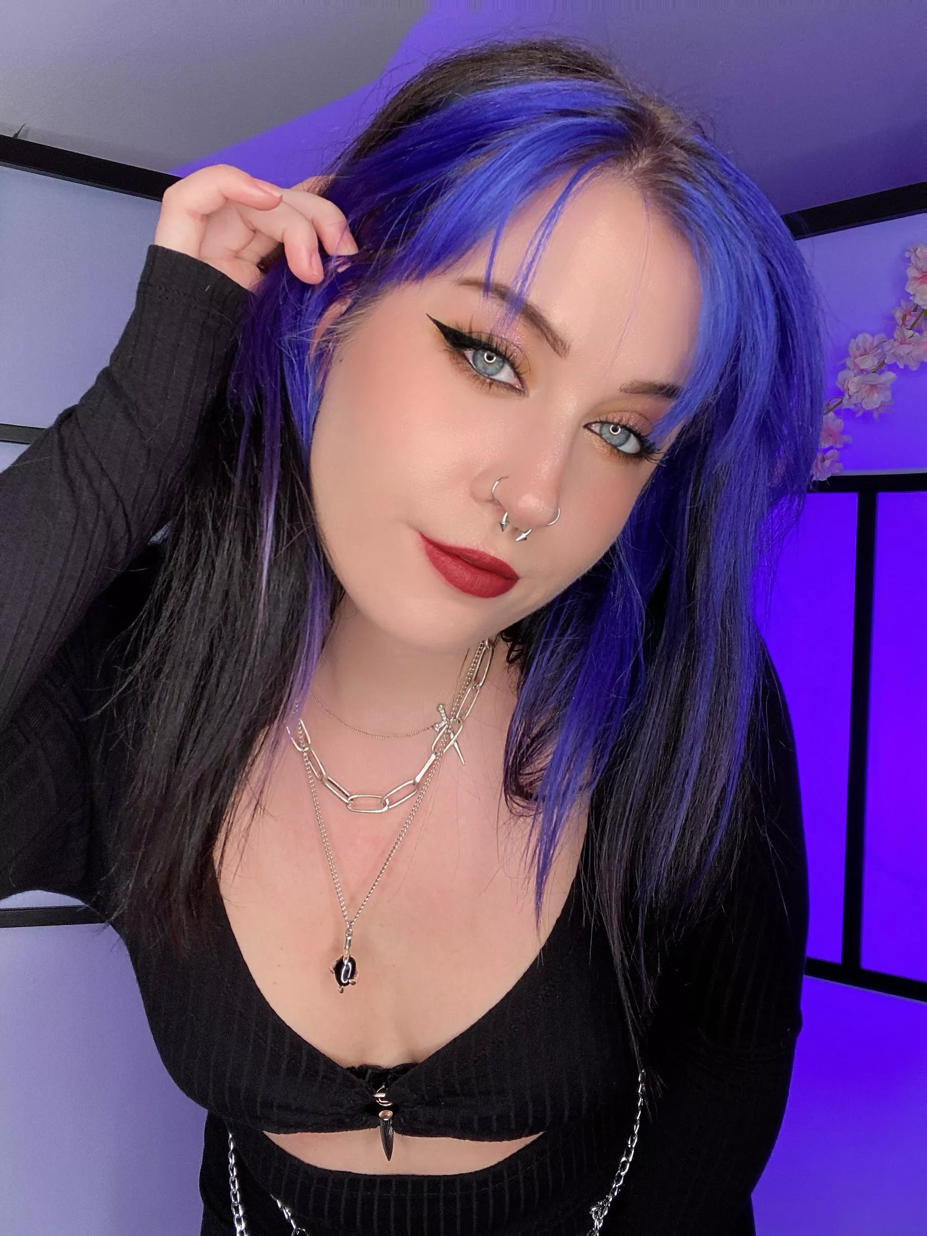 would i be able to pull you at a bar? posted by yolone__