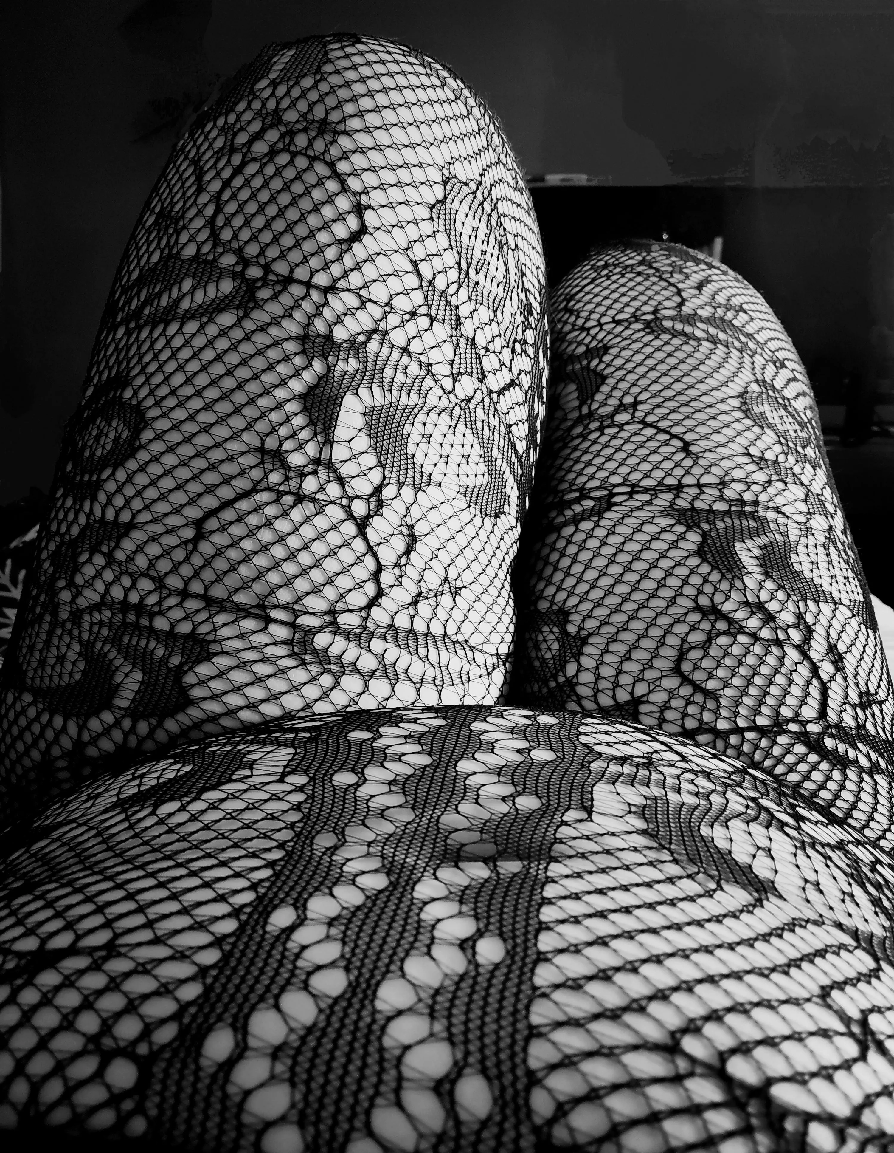 🎶And I can hear the sirens, but I cannot walk away.🎶 posted by VocalLeeYours