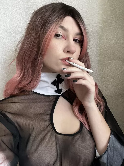 Are you attracted to girls who smoke by ashlynnYy