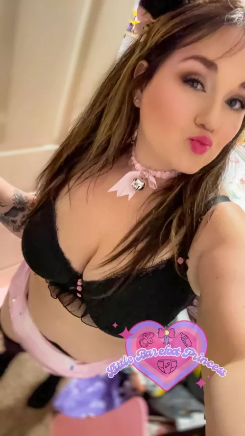 Blow up my inbox  by lilbarefootprincess