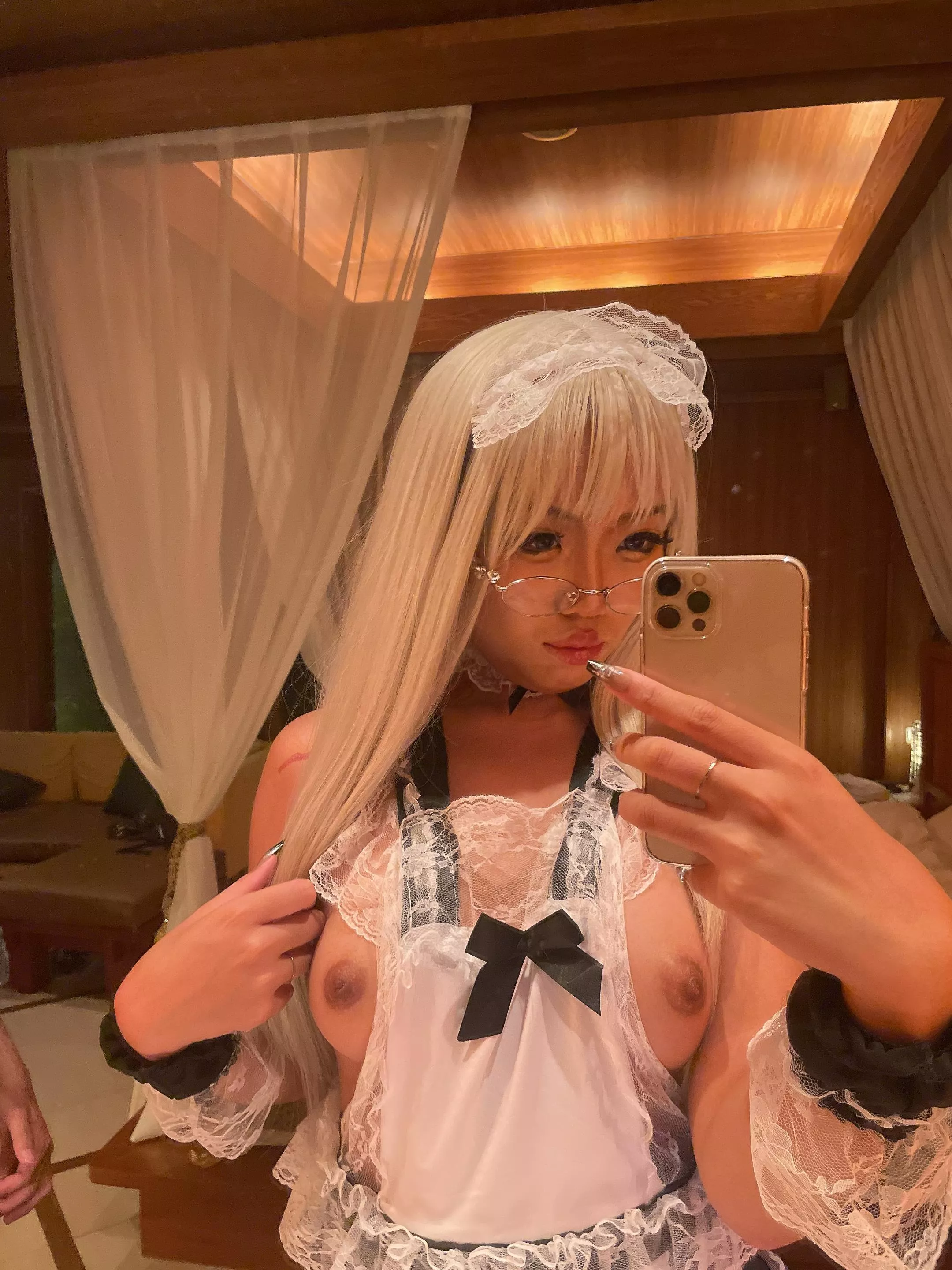 Feel free to explore my curves... however you like posted by flippantbo