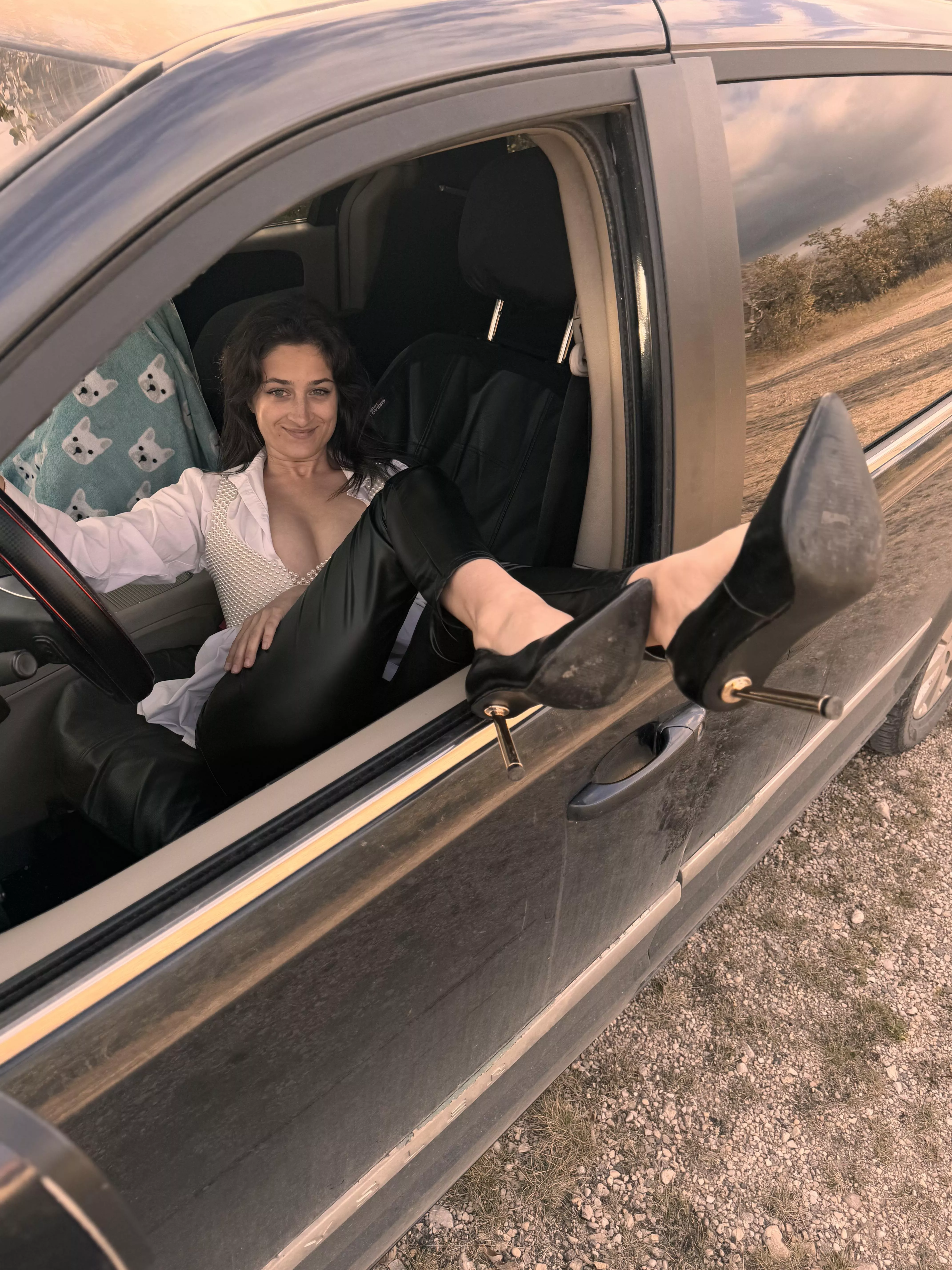 Feet should always be in heels posted by Ocratoyaland