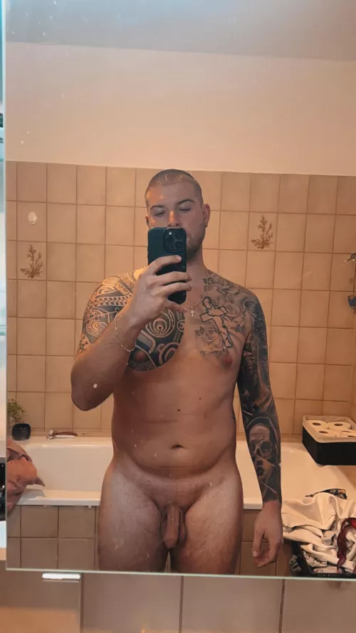 First time here (M)(25) by LonelyQuarter4896