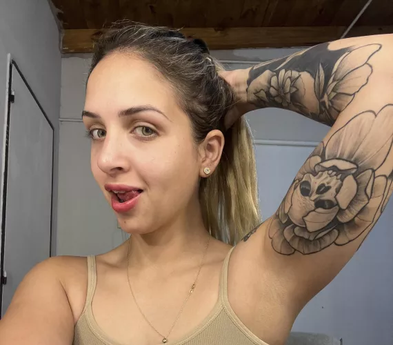 Good afternoon loves  by Fluid-Activity-6917