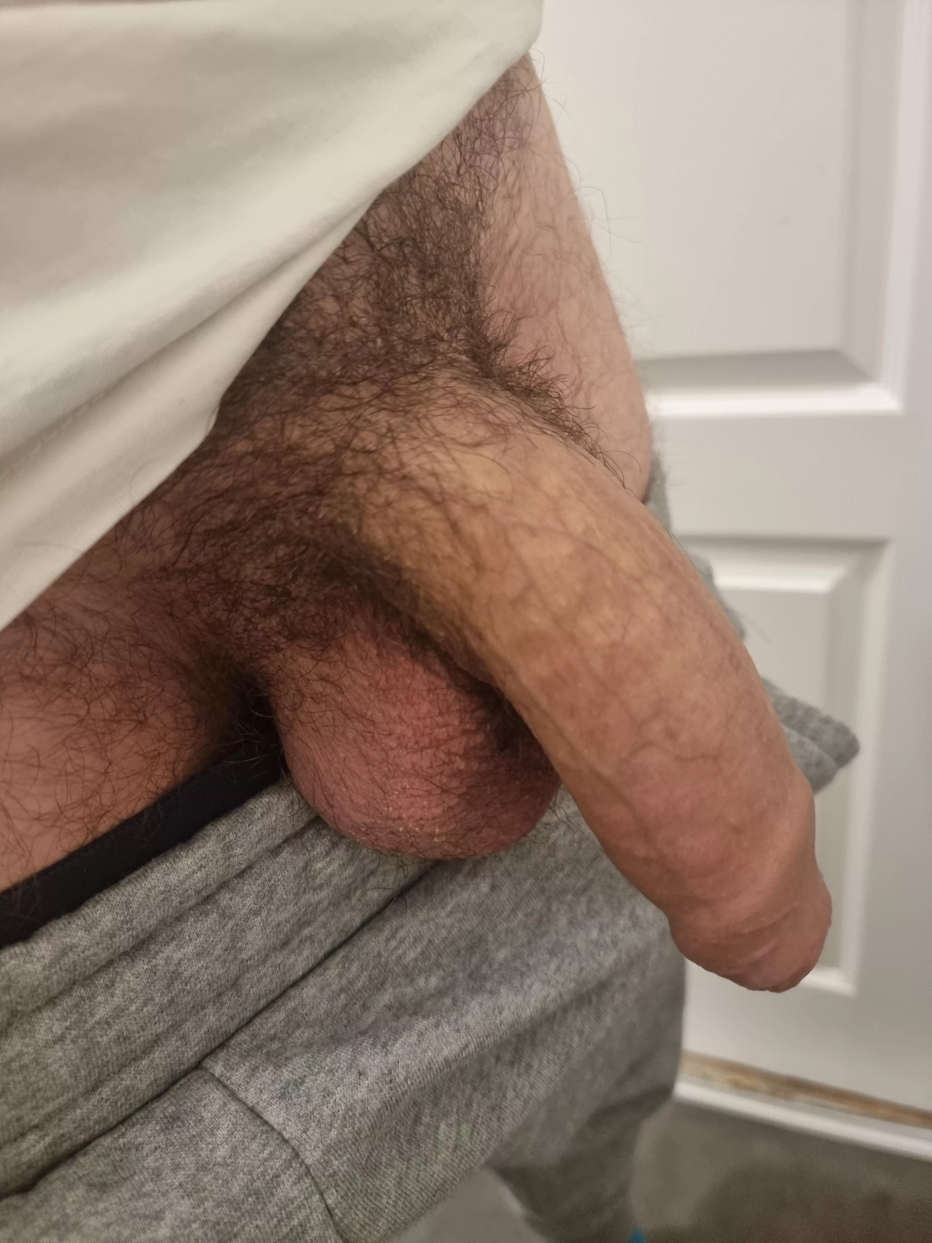Grey sweatpants = fat cock posted by saintjosepherino
