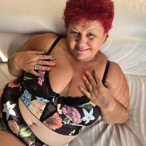 Keep the smile on throughout your day. by beautifulandbusty